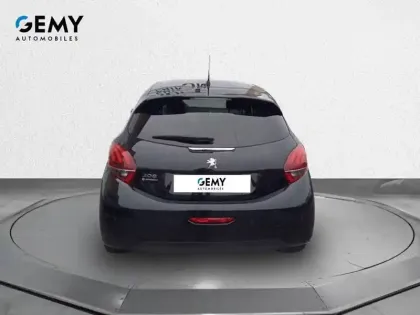 Photo 21 Peugeot 208  PureTech 110ch S&S BVM6