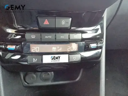 Photo 30 Peugeot 208  PureTech 110ch S&S BVM6