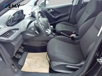 Photo 25 Peugeot 208  PureTech 110ch S&S BVM6