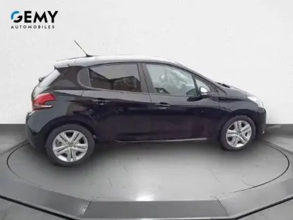 Photo 20 Peugeot 208  PureTech 110ch S&S BVM6