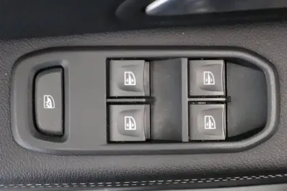 Photo 21 Dacia Duster  TCe 150 FAP 4x2