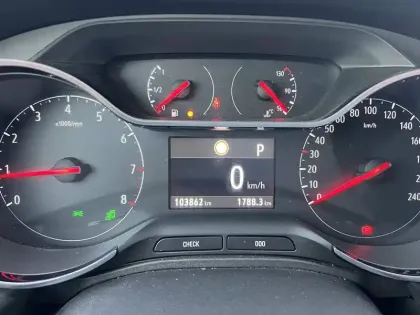 Photo 33 Opel Grandland X Gén. I Ph1 Elite 5