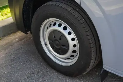 Photo 11 Volkswagen Transporter  VAN L1H1 2.0 TDI 150 BVM6