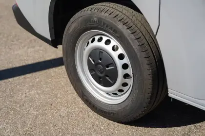 Photo 10 Volkswagen Transporter  VAN L1H1 2.0 TDI 150 BVM6