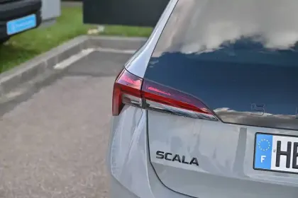 Photo 6 Skoda Scala  1.5 TSI Evo 2 150 ch DSG7 ACT