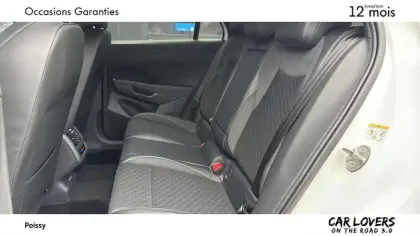 Photo 13 Volkswagen T-roc  1.5 eTSI EVO2 Hybrid 150 ch DSG7