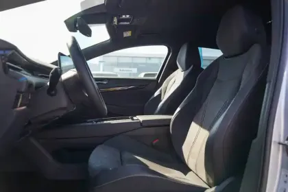 Photo 15 Volkswagen Id.7  286 ch Pro