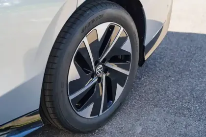 Photo 12 Volkswagen Id.7  286 ch Pro