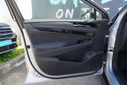 Photo 13 Volkswagen Id.7  286 ch Pro