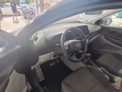 Photo 16 Hyundai Bayon  1.0 T-GDi 100 DCT-7 Hybrid 48V