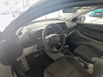 Photo 19 Hyundai Bayon  1.0 T-GDi 100 DCT-7 Hybrid 48V