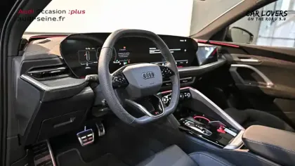 Photo 35 Audi Q5  TFSI 204 ch Hybride S tronic 7 Quattro