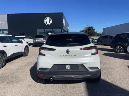 Photo 6 Renault Captur  TCe 130 EDC FAP