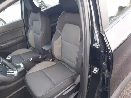 Photo 8 Renault Captur  TCe 90 - 21