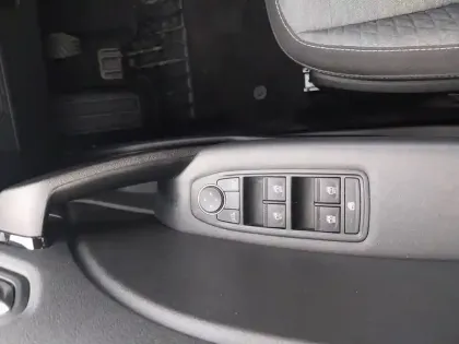 Photo 10 Renault Captur  TCe 90 - 21