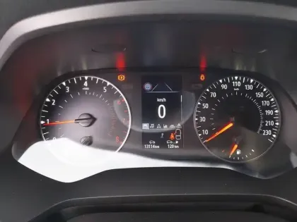 Photo 16 Renault Captur  TCe 90 - 21