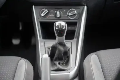 Photo 22 Volkswagen Polo  1.0 TSI 95 S&S BVM5