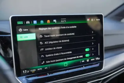 Photo 28 Volkswagen Golf  1.5 eTSI EVO2 150 DSG7