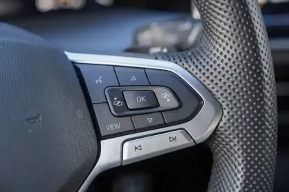 Photo 23 Volkswagen Golf  1.5 eTSI EVO2 150 DSG7