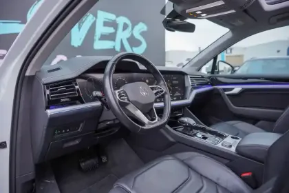 Photo 16 Volkswagen Touareg Gén. III Ph1 Evo Elegance 5