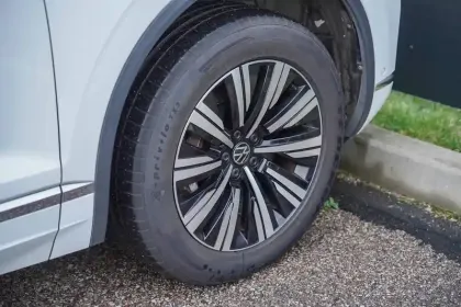 Photo 8 Volkswagen Touareg Gén. III Ph1 Evo Elegance 5