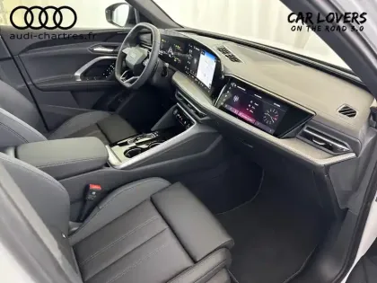 Photo 20 Audi Q5  e-hybrid 299 ch S tronic 7 Quattro