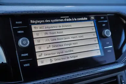 Photo 27 Volkswagen T-cross  1.0 TSI 110 Start/Stop BVM6