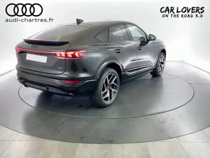 Photo 6 Audi E-tron Q6  Sportback 387 ch 100 kWh quattro