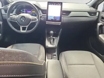 Photo 9 Renault Captur  E-Tech full hybrid 145 ch