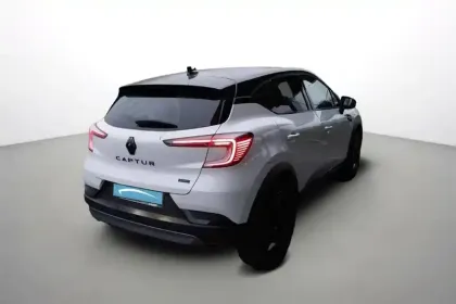 Photo 14 Renault Captur  E-Tech full hybrid 145 ch