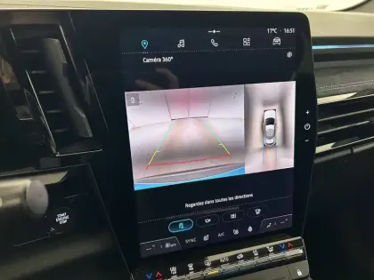 Photo 33 Renault Austral  E-Tech hybrid 200