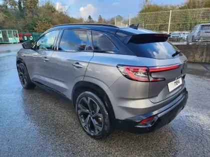 Photo 1 Renault Austral  E-Tech hybrid 200