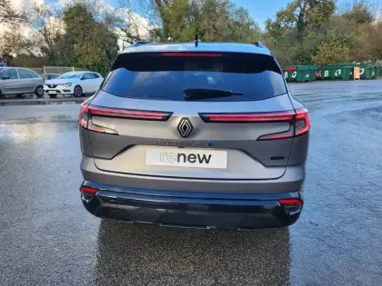 Photo 2 Renault Austral  E-Tech hybrid 200