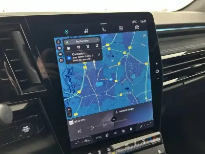 Photo 37 Renault Austral  E-Tech hybrid 200