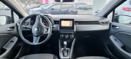 Photo 9 Renault Clio  E-Tech 140