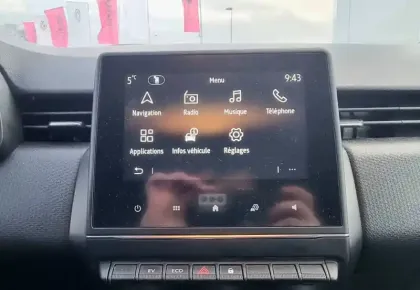 Photo 10 Renault Clio  E-Tech 140