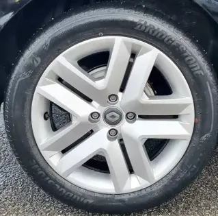 Photo 14 Renault Clio  E-Tech 140