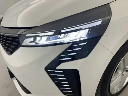 Photo 20 Renault Clio  Blue dCi 100 ch GSR2