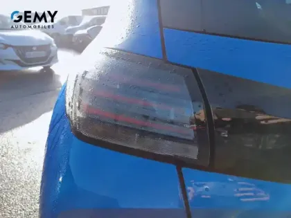 Photo 19 Peugeot 208  Hybrid 100 e-DCS6