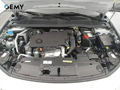 Photo 13 Peugeot 308  SW BlueHDi 130ch S&S EAT8