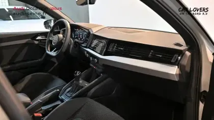 Photo 9 Audi A1  Sportback 35 TFSI 150 ch S tronic 7