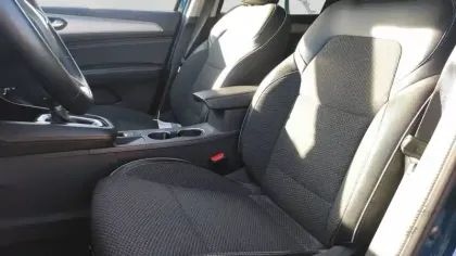 Photo 10 Renault Arkana  E-Tech hybride 145 - 22