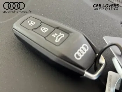 Photo 20 Audi Q5  e-hybrid 299 ch S tronic 7 Quattro