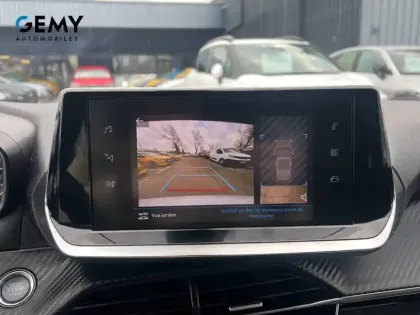 Photo 37 Peugeot 2008  PureTech 100 S&S BVM6