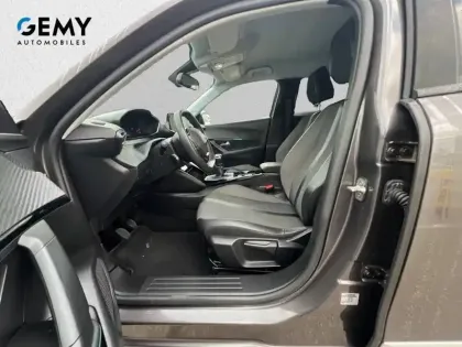 Photo 8 Peugeot 2008  PureTech 100 S&S BVM6