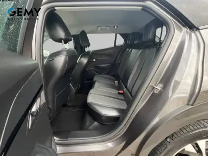 Photo 29 Peugeot 2008  PureTech 100 S&S BVM6