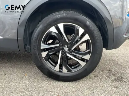 Photo 10 Peugeot 2008  PureTech 100 S&S BVM6