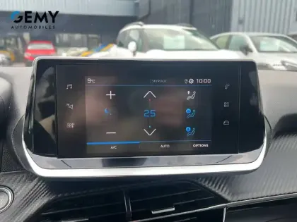 Photo 54 Peugeot 2008  PureTech 100 S&S BVM6