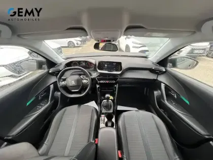 Photo 47 Peugeot 2008  PureTech 100 S&S BVM6