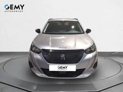 Photo 1 Peugeot 2008  PureTech 130 S&S EAT8